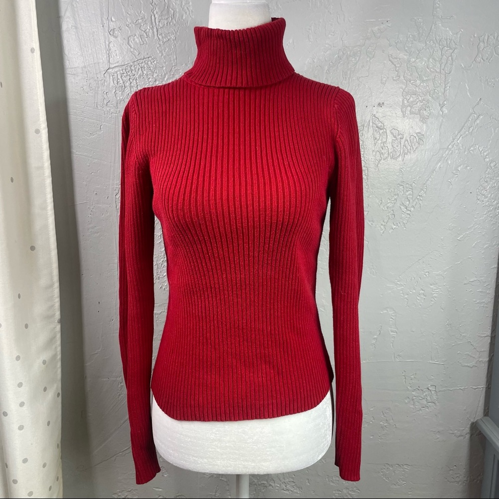 Q&A sweater Size M